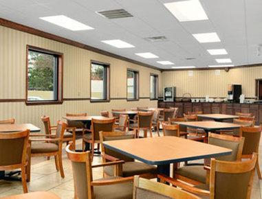 Days Inn By Wyndham Columbus-North Fort Moore Esterno foto